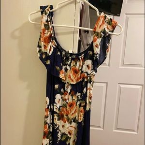Floral dress. Charming Charlie. Medium.